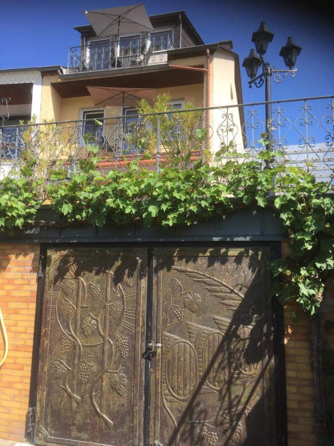 Ferienwohnung Mendgen Mit Panoramablick แบร์นคาสเทล-คืสท์ ภายนอก รูปภาพ